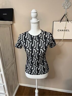 Fendi Black & White Geometric Short Sleeve Tee